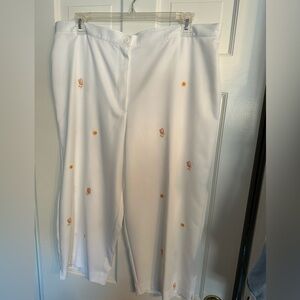 Alfred Dunner St. Tropez White Capri Pants Size 20 NWT